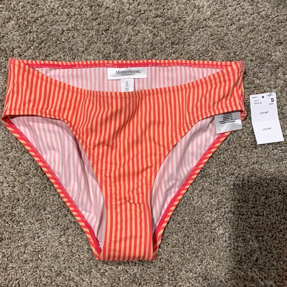 Motherhood Maternity Tankini - Picture 2 of 11